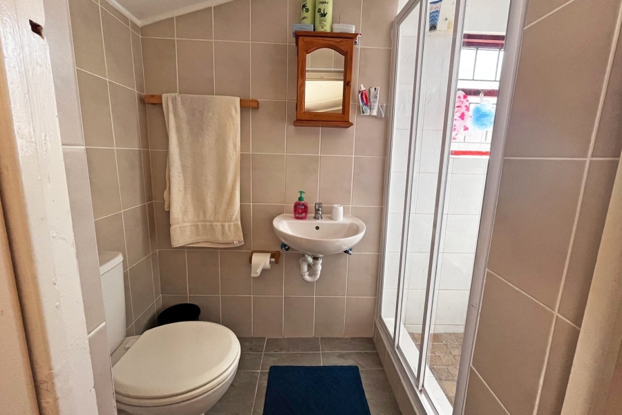 6 Bedroom Property for Sale in Hartenbos Central Western Cape